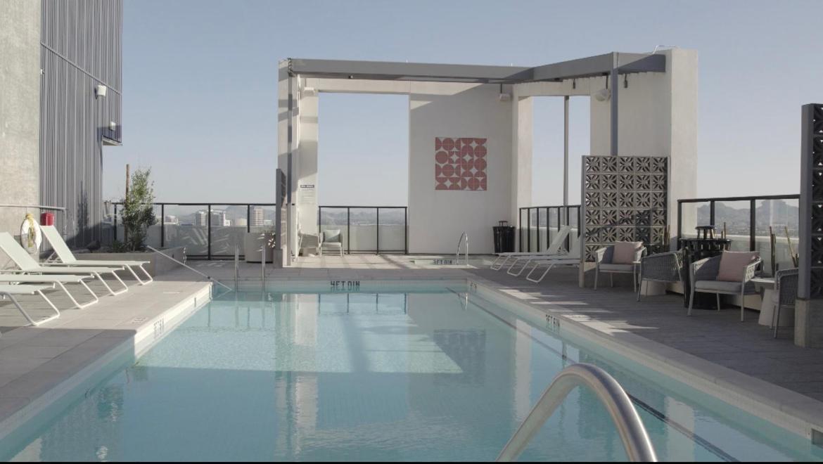 Couples Getaway Highrise Dwntown Phx Skyline Views Daire Phoenix Dış mekan fotoğraf