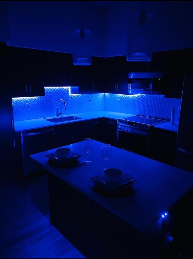 Couples Getaway Highrise Dwntown Phx Skyline Views Daire Phoenix Dış mekan fotoğraf